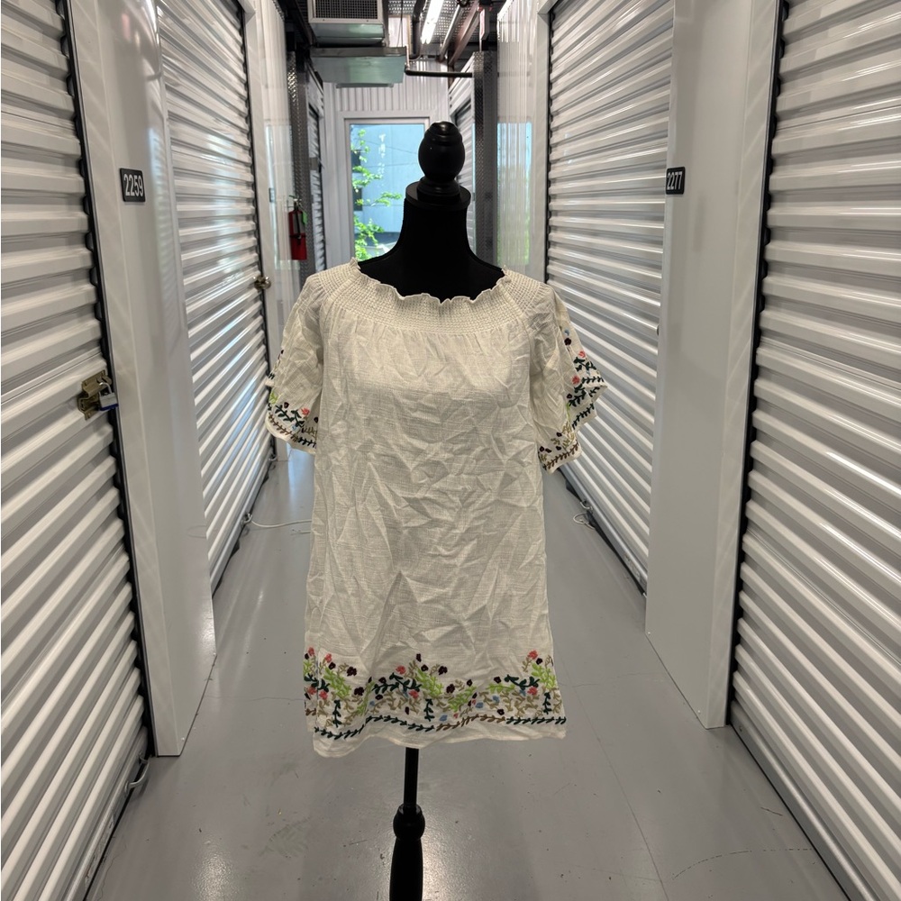 Chelsea & Violet Embroidered Off-Shoulder White Dress - Picture 4 of 15